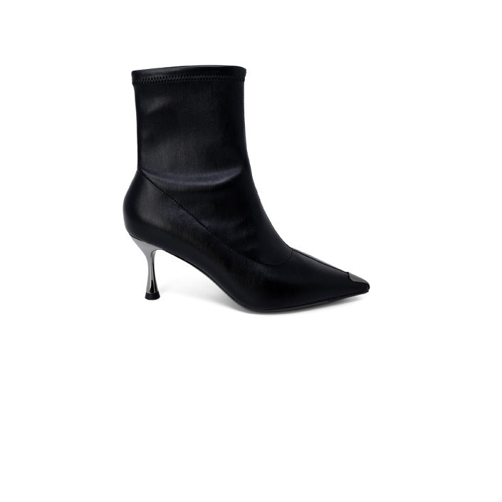 Cult Women Boots Cult